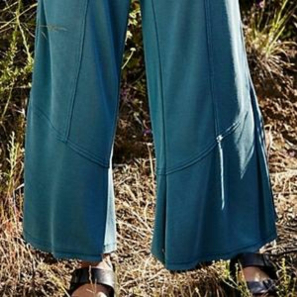 Free People Movement stride on wide leg crop pants - Picture 5 of 8